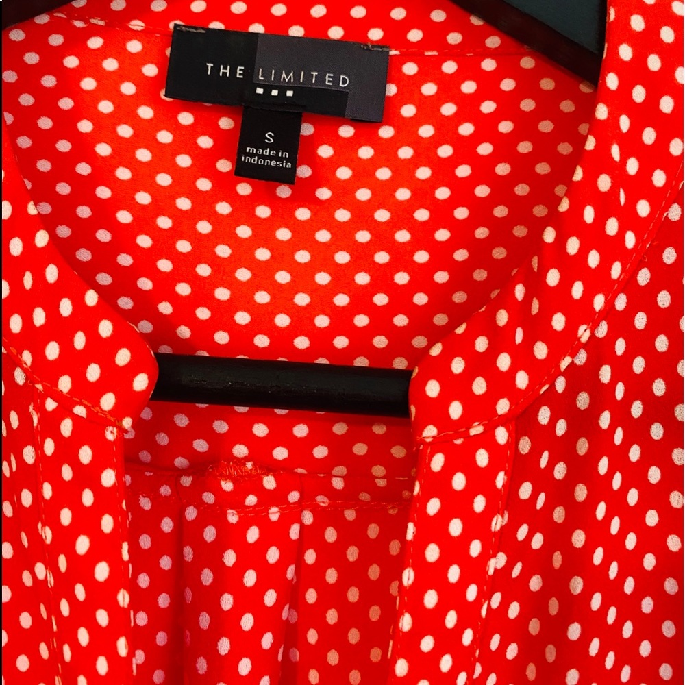 The limited beautiful orange and white shirt